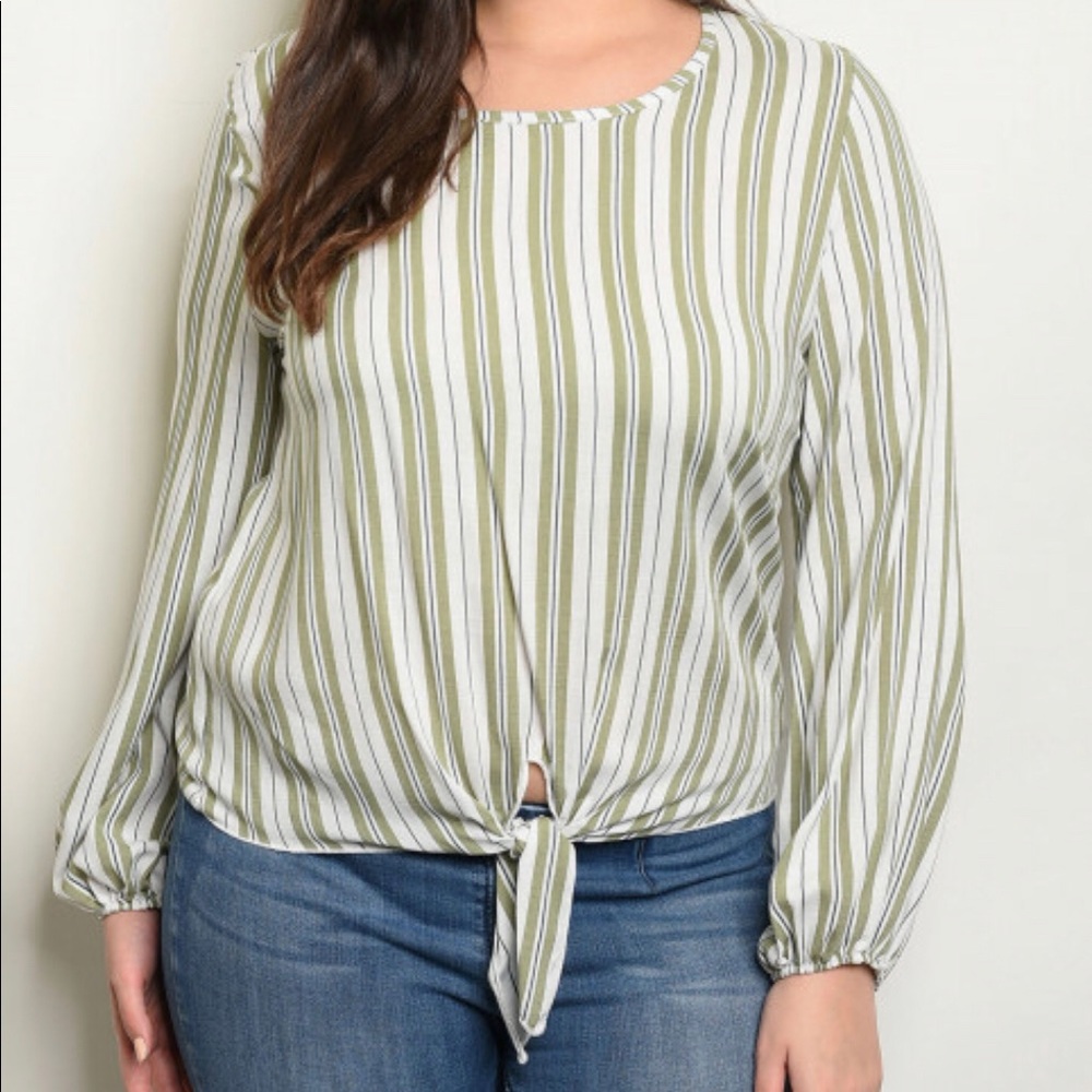 SAGE IVORY TOP 💚
